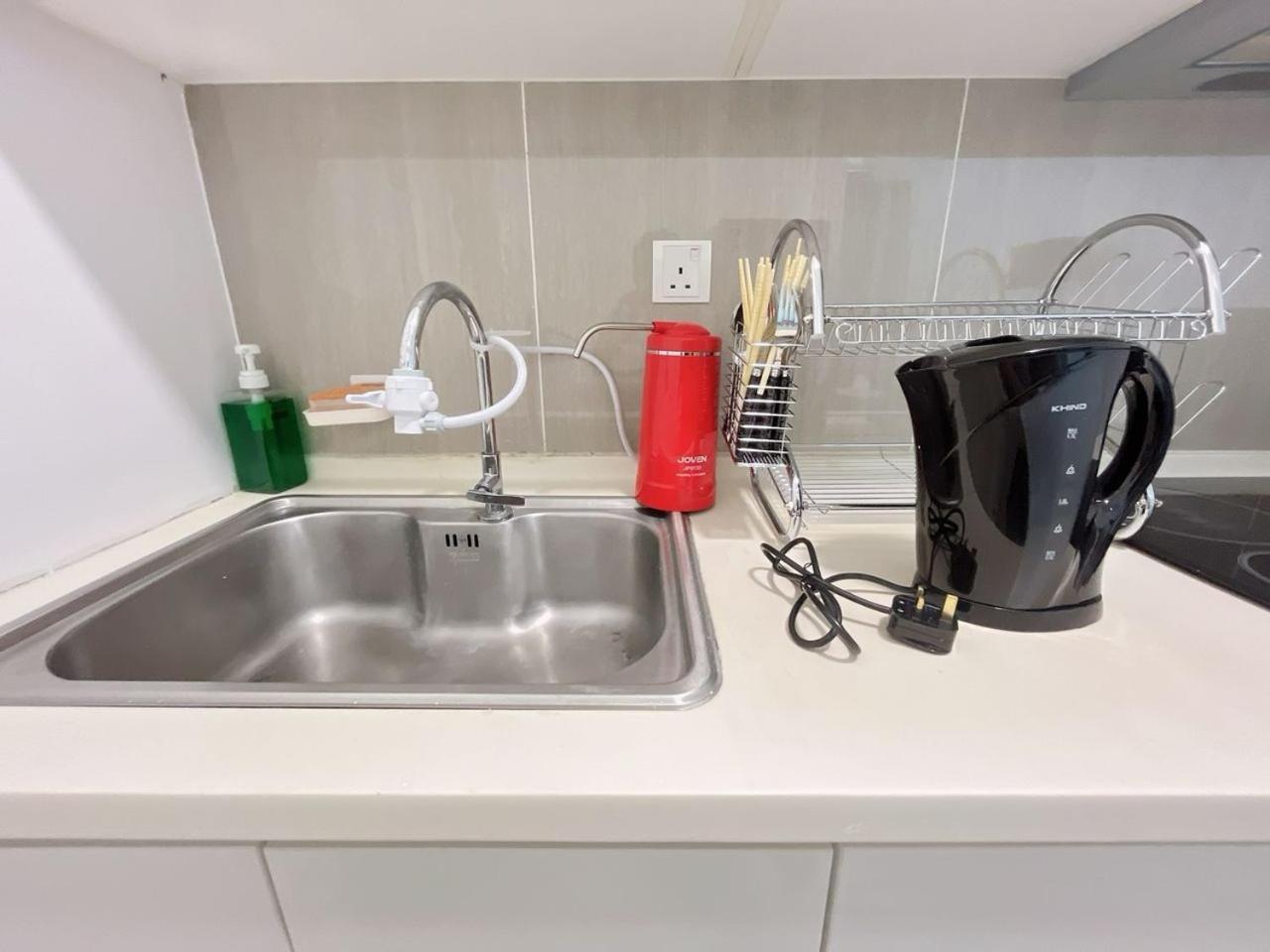 Apartment Pj 2 Id Design 1-8 Pax 5 Min To One U Petaling Jaya