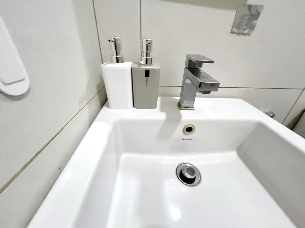 Pj 2 Id Design 1-8 Pax 5 Min To One U Apartment Petaling Jaya