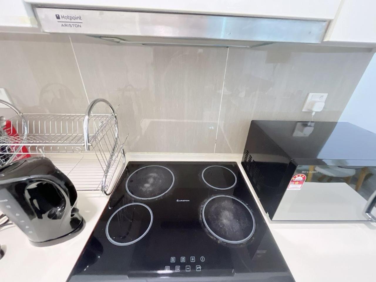 Apartment Pj 2 Id Design 1-8 Pax 5 Min To One U Petaling Jaya